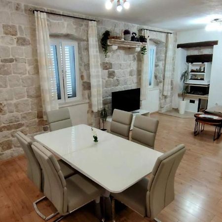 Apartman Old Town Трогір Екстер'єр фото
